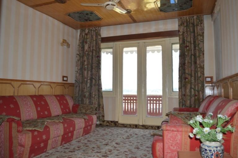 Shah Abbas Hotel At Dal Lake Srīnagar Eksteriør billede